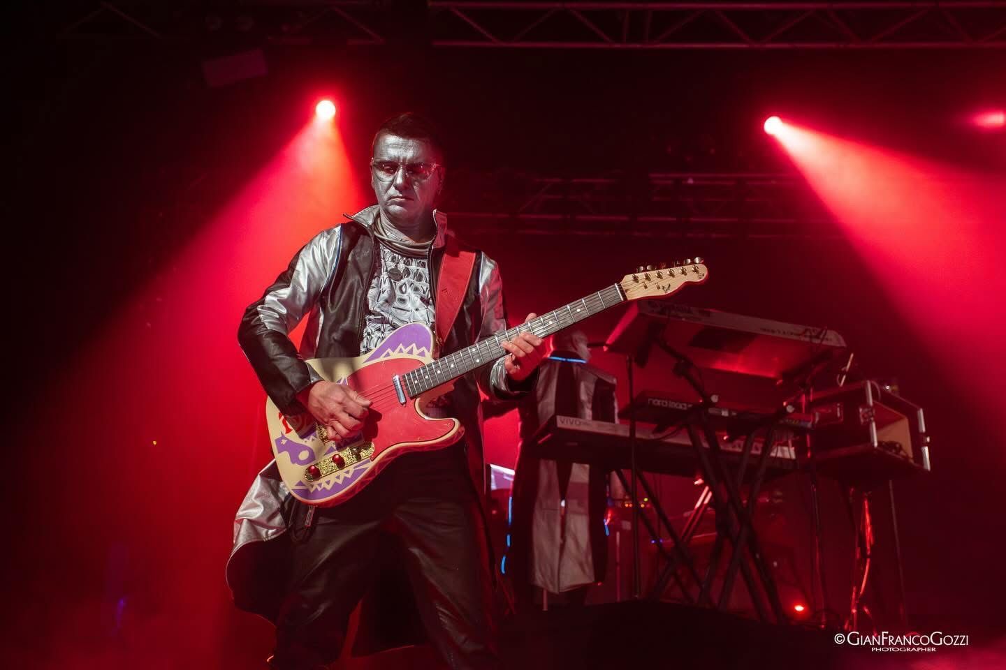 Gianluca Martino live - Rockets